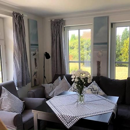 "Kleine 4" Idyllisches Tinyhouse An Der Nordsee Norden Bagian luar foto